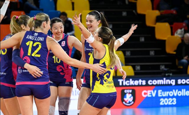 杏彩体育官网-朱婷轮休姚迪首发表现出色 斯坎迪奇欧联杯获胜